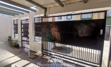 Casa en Venta en Besakih mitad del pasaje