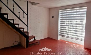 Casa en Venta en Besakih mitad del pasaje