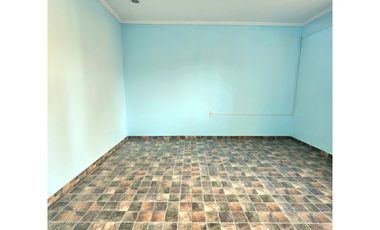 CASA EN VENTA EN PUEBLO ESTHER - PILETA PATIO - CERCA DEL RIO