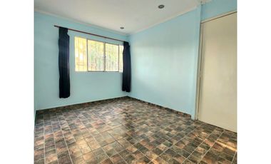 CASA EN VENTA EN PUEBLO ESTHER - PILETA PATIO - CERCA DEL RIO