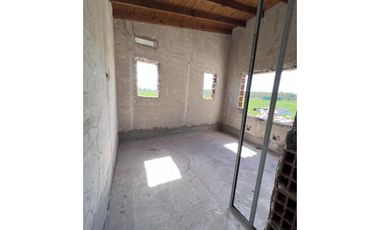 Casa a Terminar de Tres Dormitorios en Barrio La Cañada - Monte