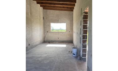 Casa a Terminar de Tres Dormitorios en Barrio La Cañada - Monte