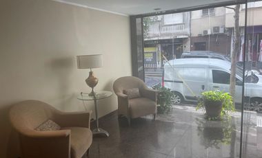 ECUADOR 1400- INCREIBLE TRES AMBIENTES EN LA MEJOR UBICACION,, MUY LUMINOSO!!!!