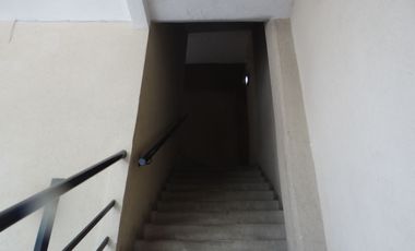 Venta .Amplio monoambiente .En Villa sarmiento