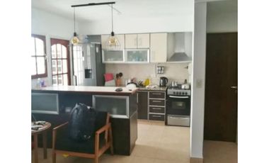 Duplex 4amb. Madero al 600.Villa Sarmiento