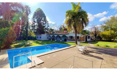 Excelente Propiedad en FUNES. Zona 1. Lote 1360m2.