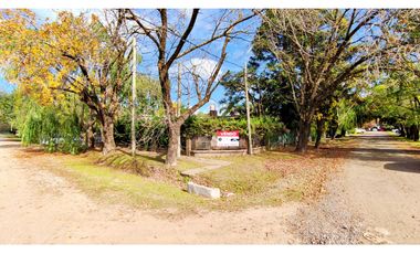 Excelente Propiedad en FUNES. Zona 1. Lote 1360m2.