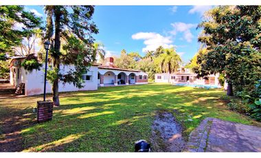 Excelente Propiedad en FUNES. Zona 1. Lote 1360m2.