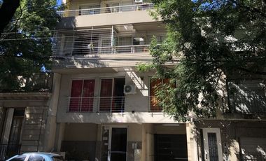 OPORTUNIDAD MENDOZA Y SANTIAGO COCHERA CUBIERTA