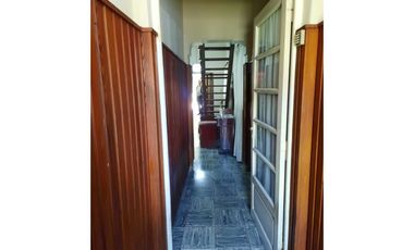 IRIONDO 2436. Cuatro dormitorios con patio y garage