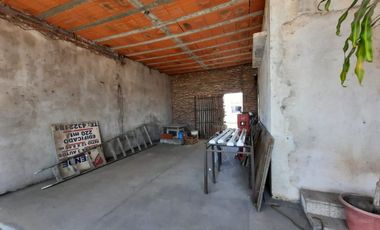 IRIONDO 2436. Cuatro dormitorios con patio y garage