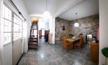 IRIONDO 2436. Cuatro dormitorios con patio y garage