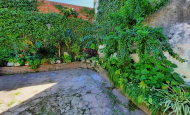 IRIONDO 2436. Cuatro dormitorios con patio y garage