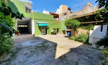 IRIONDO 2436. Cuatro dormitorios con patio y garage