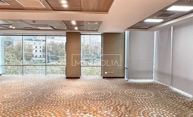 Oficina en Arriendo en A pasos del Parque Arauco