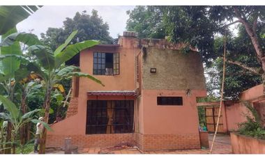 VENTA DE FINCA EN ANOLAIMA CUNDINAMARCA CASA CON LICENCIA