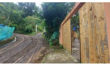 VENTA DE FINCA EN ANOLAIMA CUNDINAMARCA CASA CON LICENCIA
