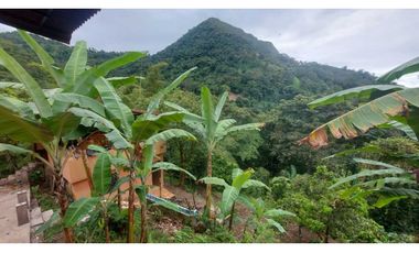 VENTA DE FINCA EN ANOLAIMA CUNDINAMARCA CASA CON LICENCIA