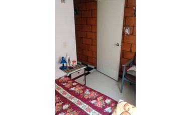 VENDO CASA FAMILIAR EN SOACHA COMPARTIR BARRIO PASEO REAL