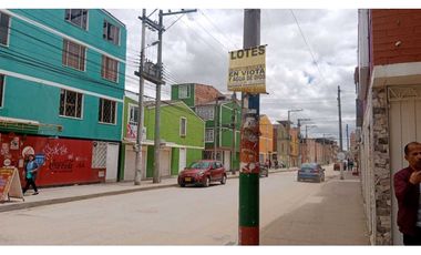VENDO CASA FAMILIAR EN SOACHA COMPARTIR BARRIO PASEO REAL