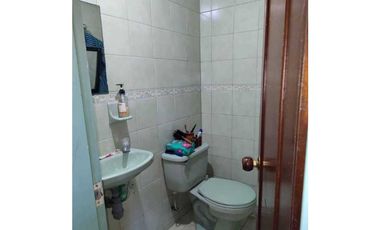 VENTA DE CASA RENTABLE EN KENNEDY CARVAJAL NEGOCIABLE