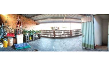 VENTA DE CASA RENTABLE EN KENNEDY CARVAJAL NEGOCIABLE