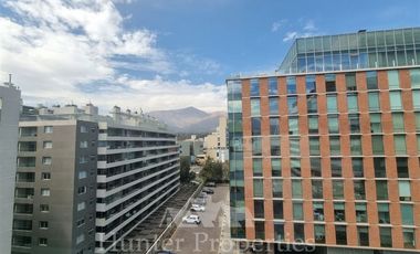 Oficina en Arriendo en A pasos de Clínica Las Condes, esquina Av. Las Condes con Estoril.