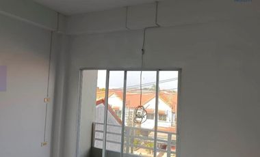 FOR SELL Townhouse/Townhome  Home in Town BTS-Wongwian Yai CX-99692