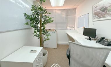 Oficina en Venta en Metro Escuela Militar / Renato Sánchez