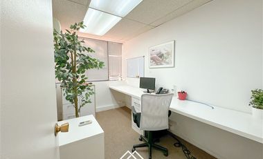 Oficina en Venta en Metro Escuela Militar / Renato Sánchez