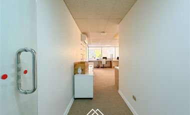 Oficina en Venta en Metro Escuela Militar / Renato Sánchez