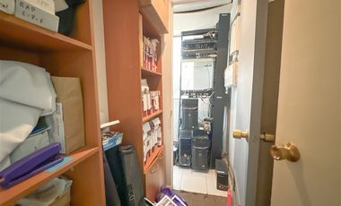 Oficina en Venta en Metro Escuela Militar / Renato Sánchez