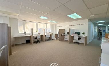 Oficina en Venta en Metro Escuela Militar / Renato Sánchez