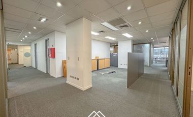 Oficina en Arriendo en Av. Vitacura
