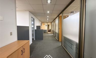 Oficina en Arriendo en Av. Vitacura