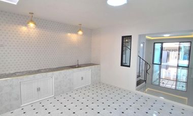 FOR SELL Townhouse/Townhome  Baan Thanarom MRT-Lat Phrao CX-98199
