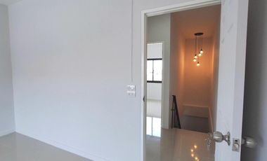 FOR SELL Townhouse/Townhome  Baan Thanarom MRT-Lat Phrao CX-98199