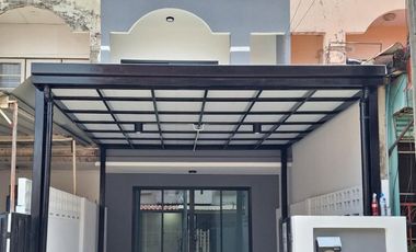 FOR SELL Townhouse/Townhome  Baan Thanarom MRT-Lat Phrao CX-98199