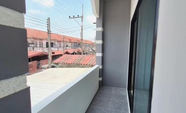 FOR SELL Townhouse/Townhome  Baan Thanarom MRT-Lat Phrao CX-98199