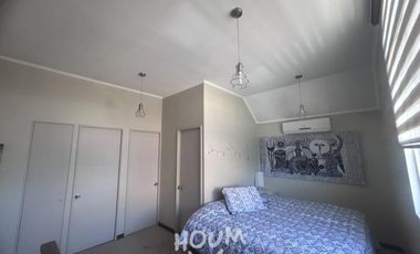 LINDA CASA CON PISCINA EN CONDOMINIO