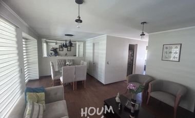 LINDA CASA CON PISCINA EN CONDOMINIO