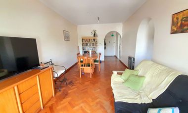 Vicente López - Impecable 3 amb , con Balcón y vista abierta!