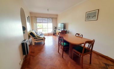 Vicente López - Impecable 3 amb , con Balcón y vista abierta!