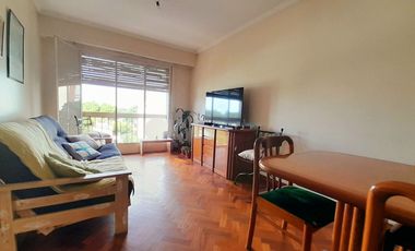 Vicente López - Impecable 3 amb , con Balcón y vista abierta!