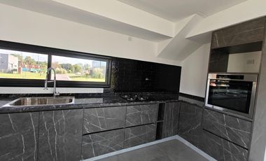 Casa en Santa Elisa Pilar del Este