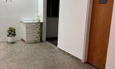 Casa 4 ambientes reciclada en venta -  Quilmes Oeste