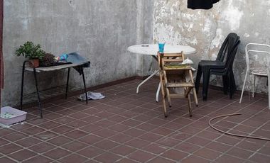 Casa 4 ambientes reciclada en venta -  Quilmes Oeste