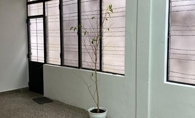 Casa 4 ambientes reciclada en venta -  Quilmes Oeste