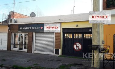 2 Locales comerciales con casa ubicado en González Catán