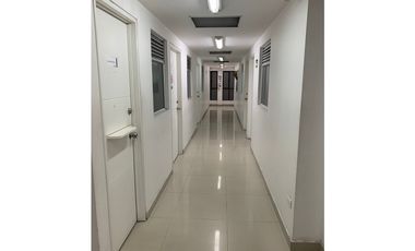 EDIFICIO EN ARRIENDO, VENECIA, IDEAL PARA SECTOR SALUD